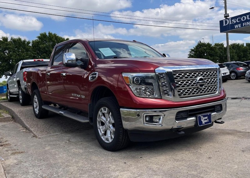 Nissan Titan XD Vehicle Image 03