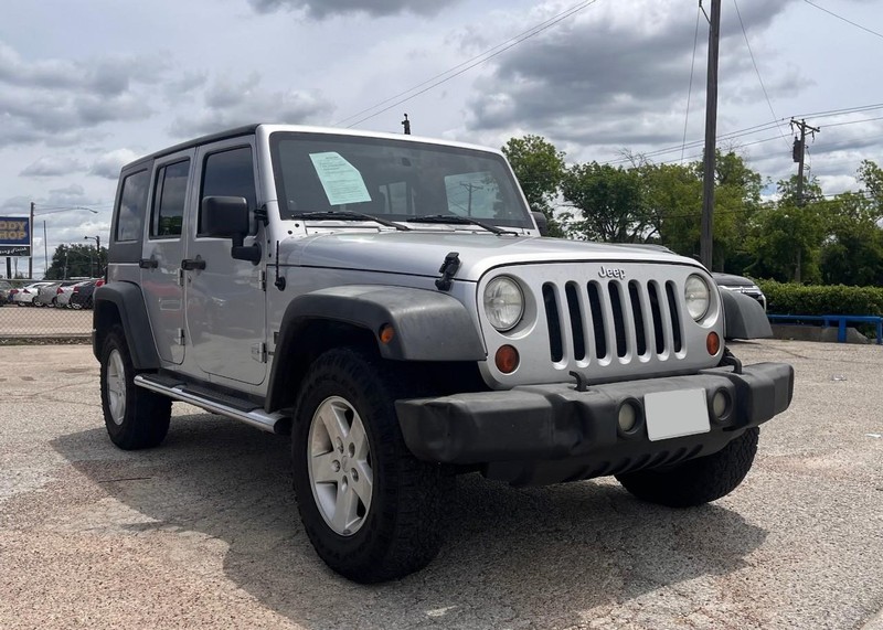 Jeep Wrangler Vehicle Image 03