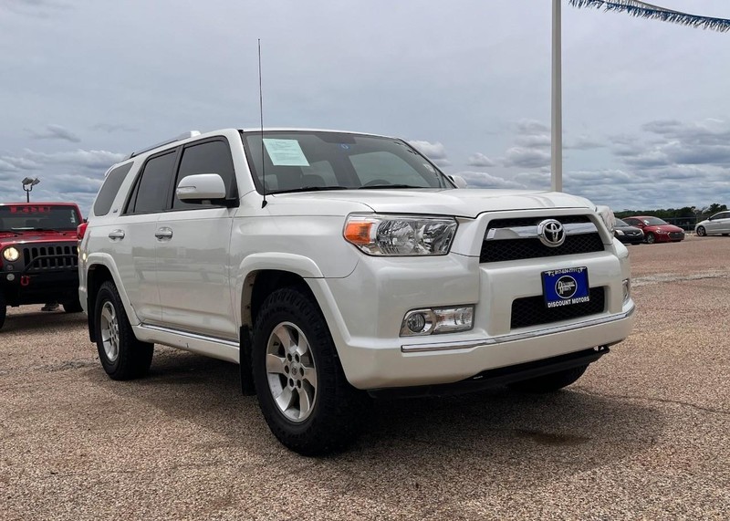 Toyota 4Runner Vehicle Image 03