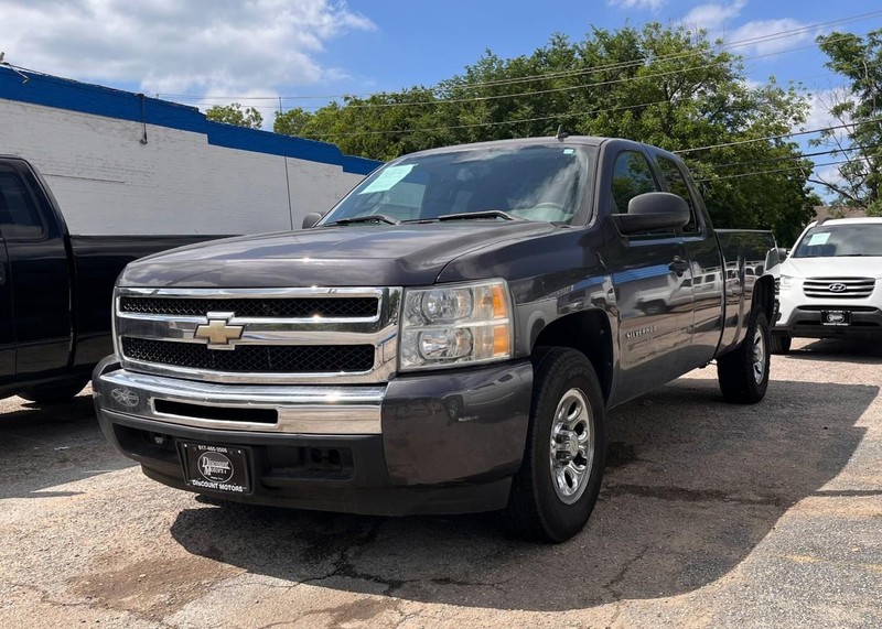 Chevrolet Silverado 1500 Vehicle Image 02