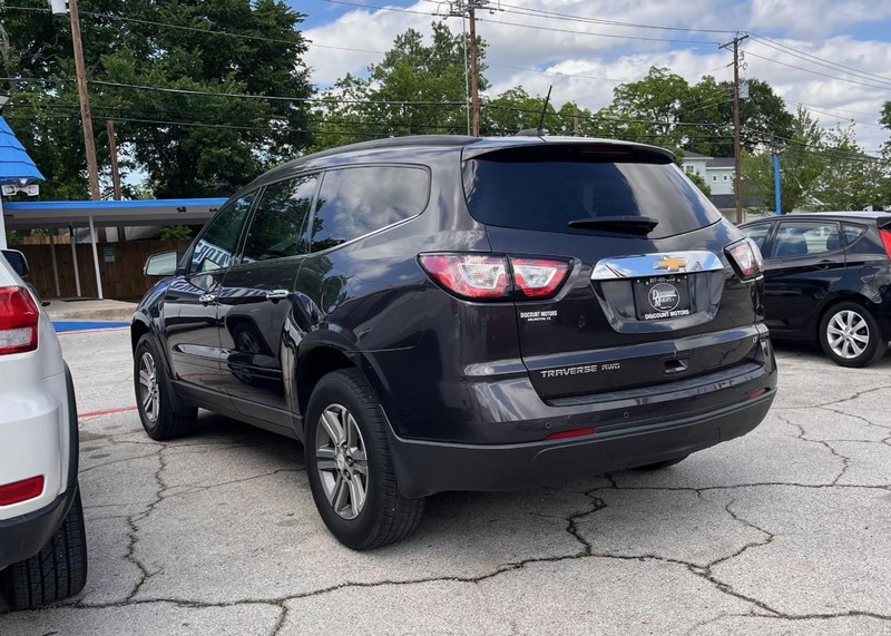 Chevrolet Traverse Vehicle Image 07