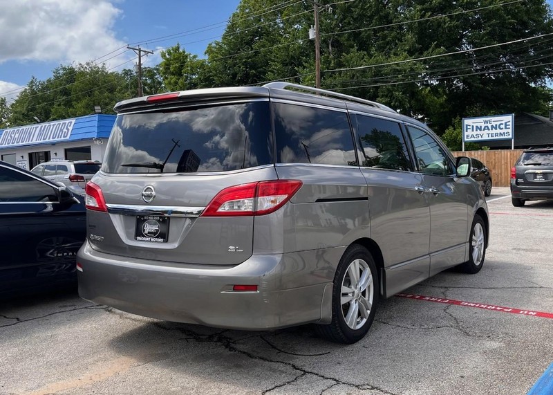 Nissan Quest Vehicle Image 04
