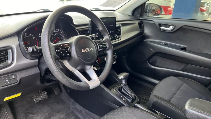 Kia Rio Vehicle Image 04