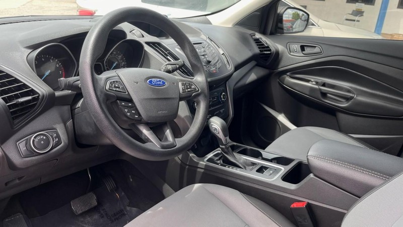 Ford Escape Vehicle Image 05