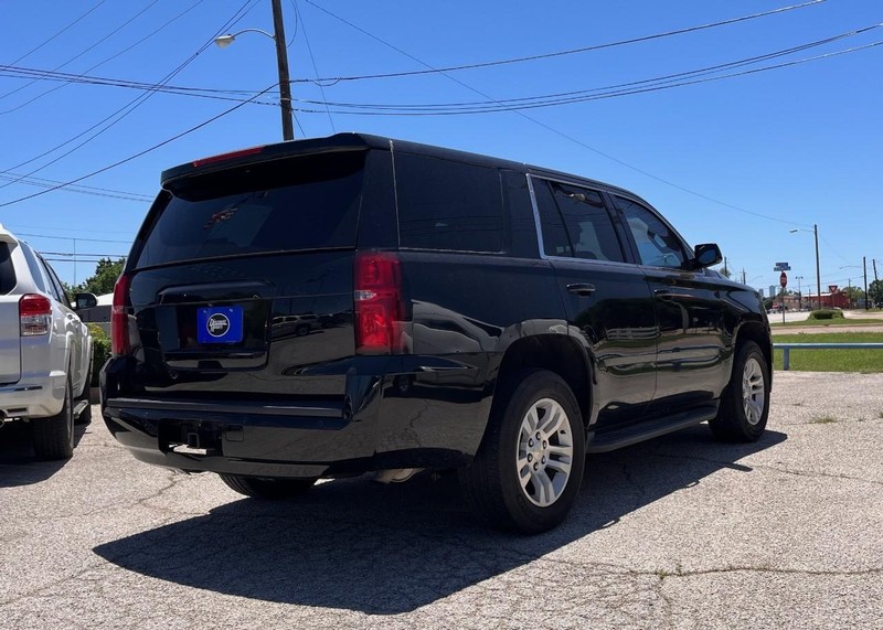Chevrolet Tahoe Vehicle Image 04