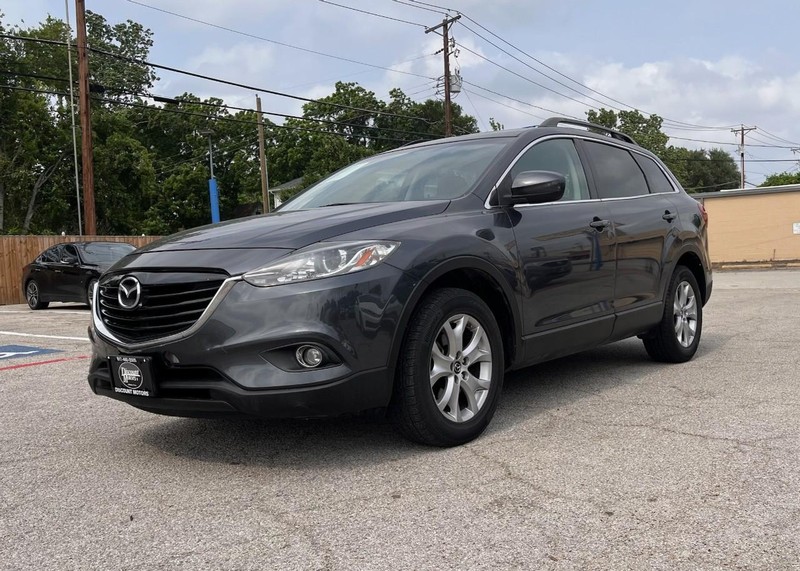 Mazda CX-9 Vehicle Image 02