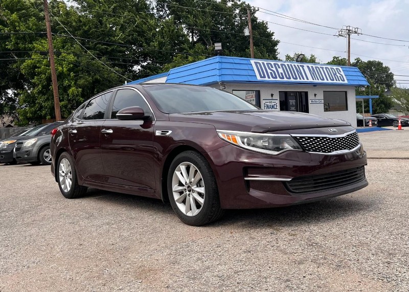 Kia Optima Vehicle Image 03