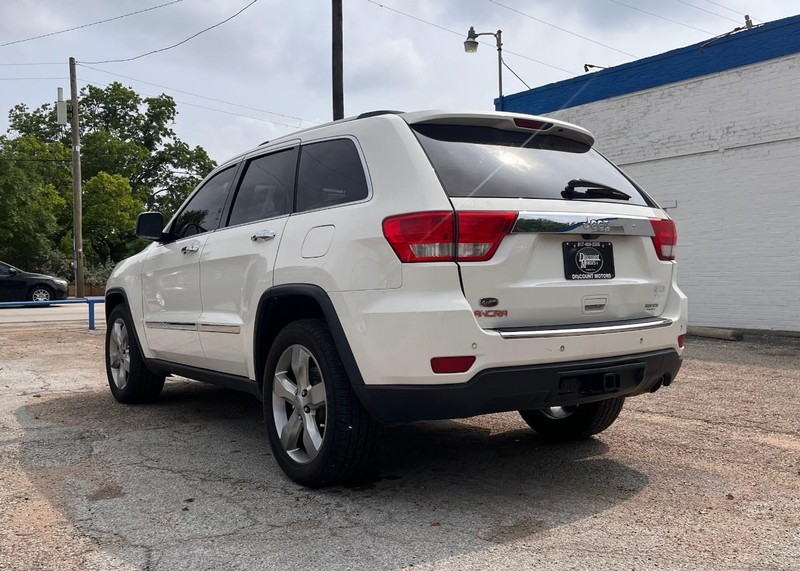 Jeep Grand Cherokee Vehicle Image 07