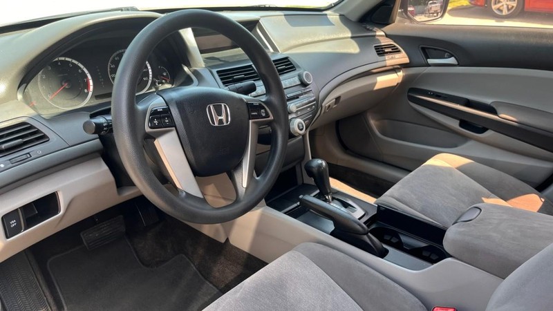 Honda Accord Sedan Vehicle Image 05