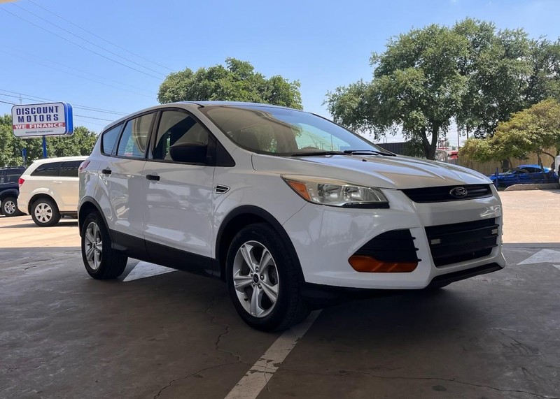 Ford Escape Vehicle Image 03