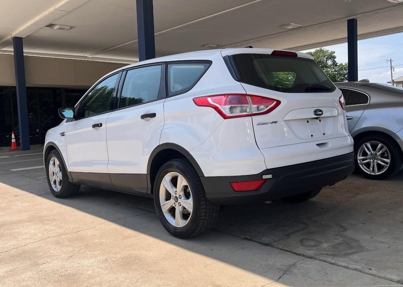 Ford Escape Vehicle Image 07