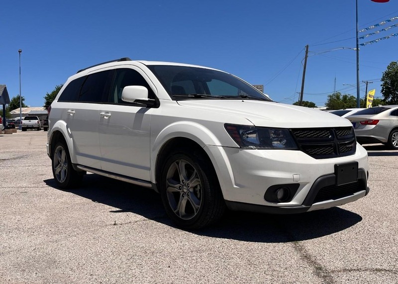 Dodge Journey Vehicle Image 02
