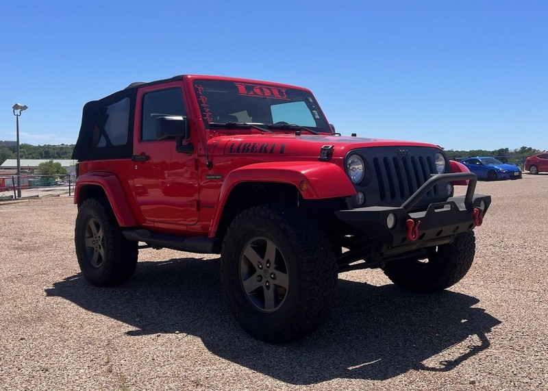 Jeep Wrangler Vehicle Image 03
