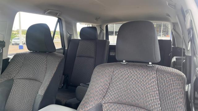 Toyota 4Runner Vehicle Image 02
