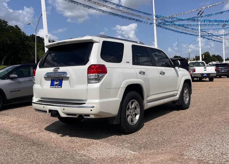 Toyota 4Runner Vehicle Image 04