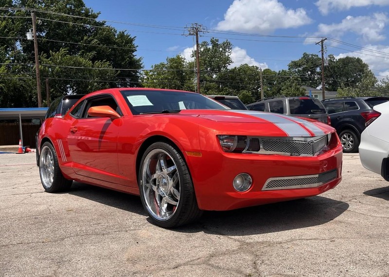Chevrolet Camaro Vehicle Image 03