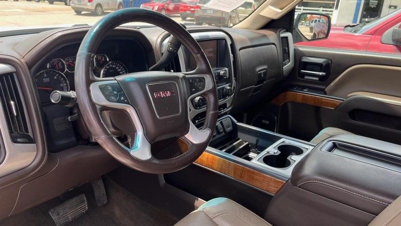 GMC Sierra 1500 Vehicle Image 05