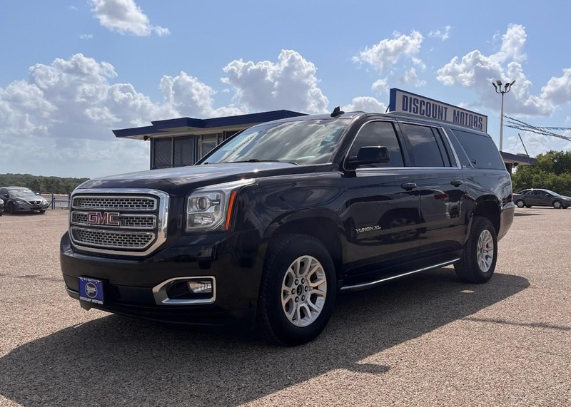 GMC Yukon XL Vehicle Image 02