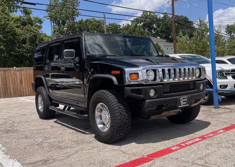 HUMMER H2 Vehicle Image 03