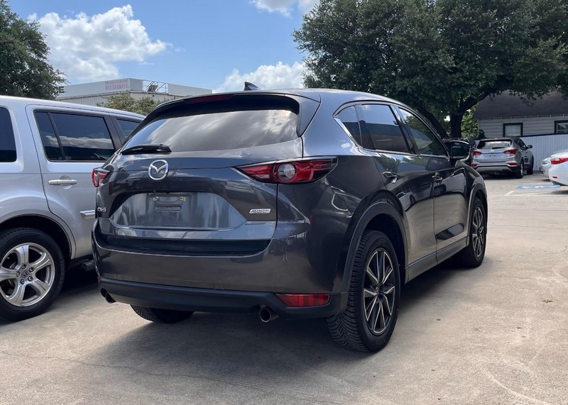 Mazda CX-5 Vehicle Image 04
