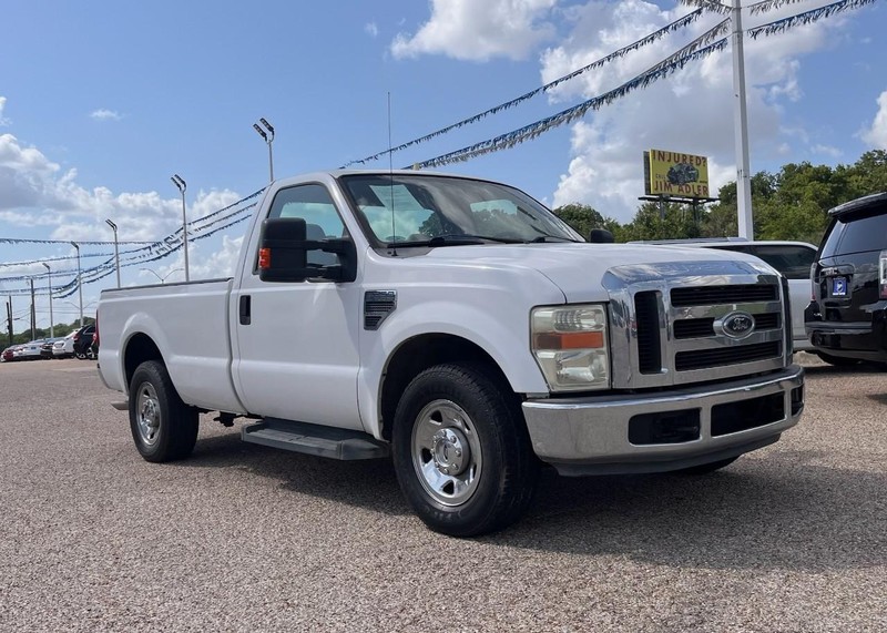 Ford Super Duty F-250 SRW Vehicle Image 03