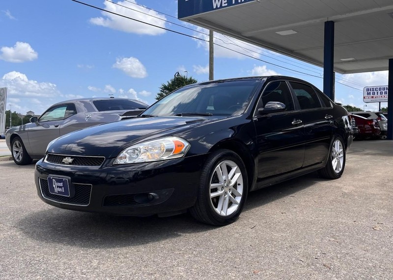 Chevrolet Impala Limited Vehicle Image 02