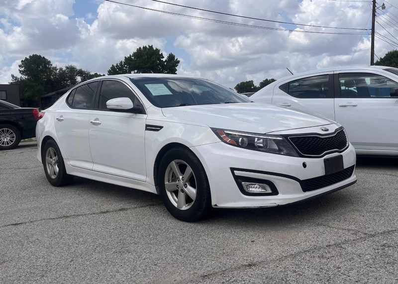 Kia Optima Vehicle Image 03