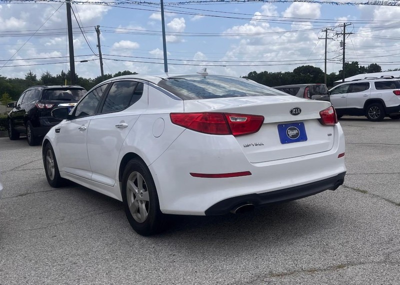 Kia Optima Vehicle Image 07