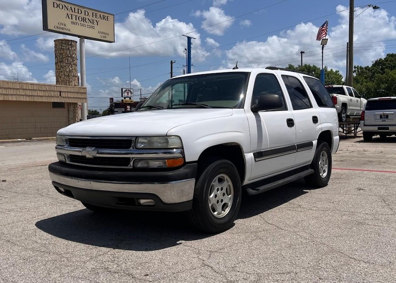 Chevrolet Tahoe Vehicle Image 02