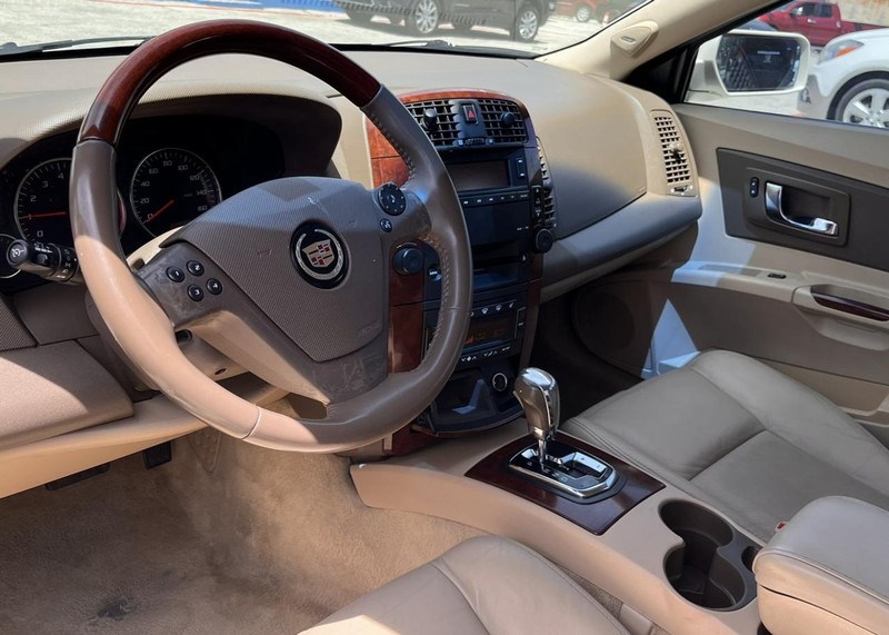 Cadillac CTS Vehicle Image 05