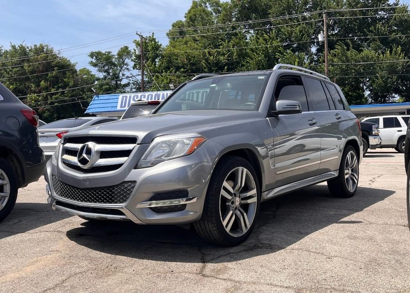 Mercedes-Benz GLK-Class Vehicle Image 02