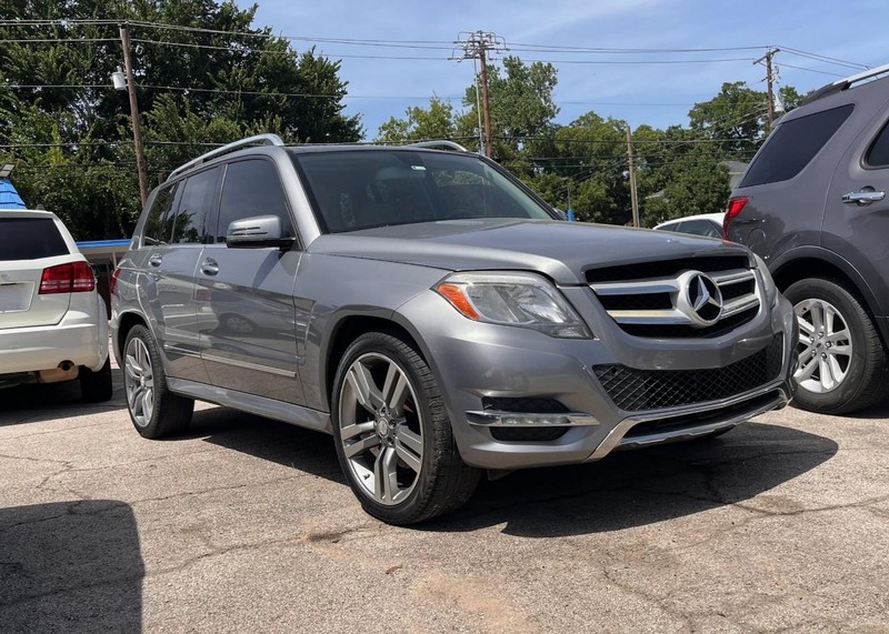 Mercedes-Benz GLK-Class Vehicle Image 03