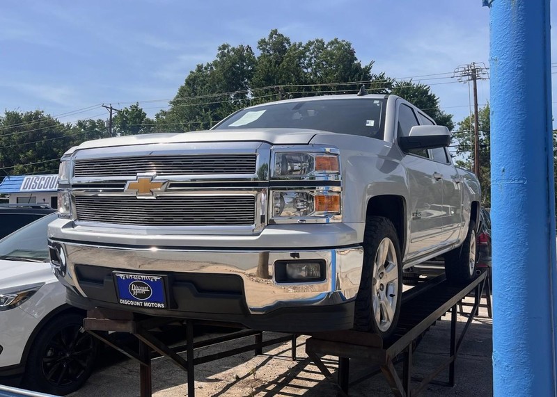 Chevrolet Silverado 1500 Vehicle Image 02