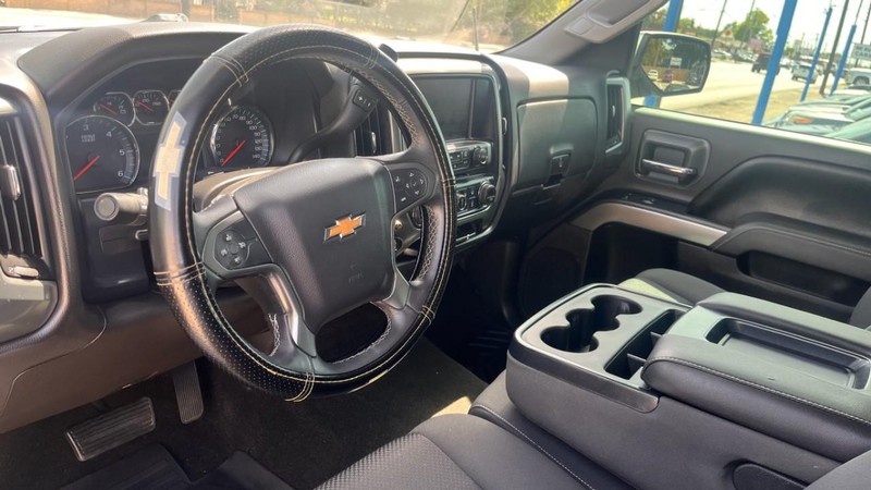 Chevrolet Silverado 1500 Vehicle Image 05