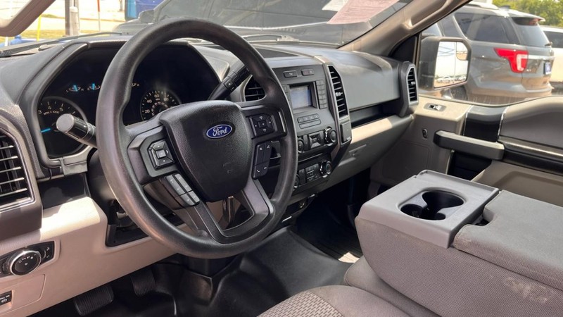 Ford F-150 Vehicle Image 05