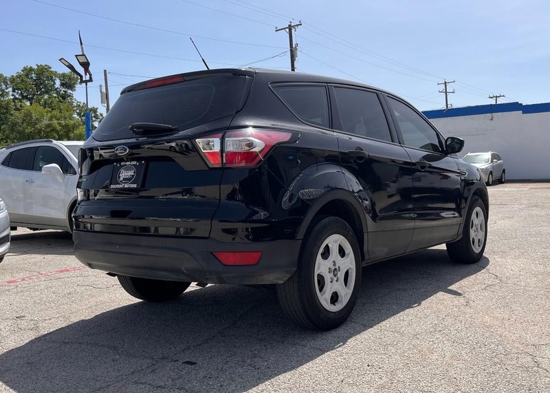 Ford Escape Vehicle Image 04
