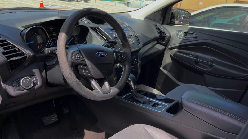 Ford Escape Vehicle Image 05