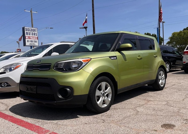 Kia Soul Vehicle Image 02