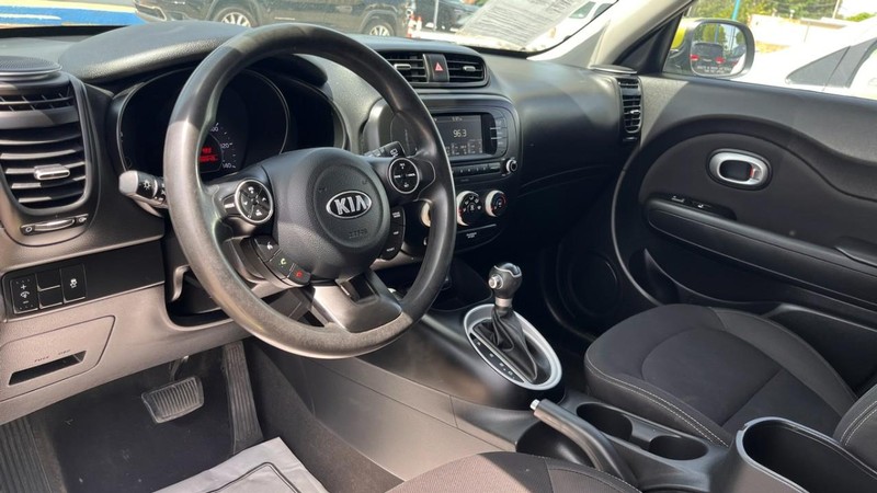 Kia Soul Vehicle Image 05