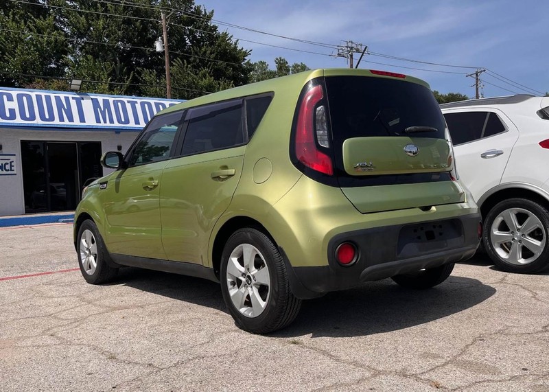 Kia Soul Vehicle Image 07
