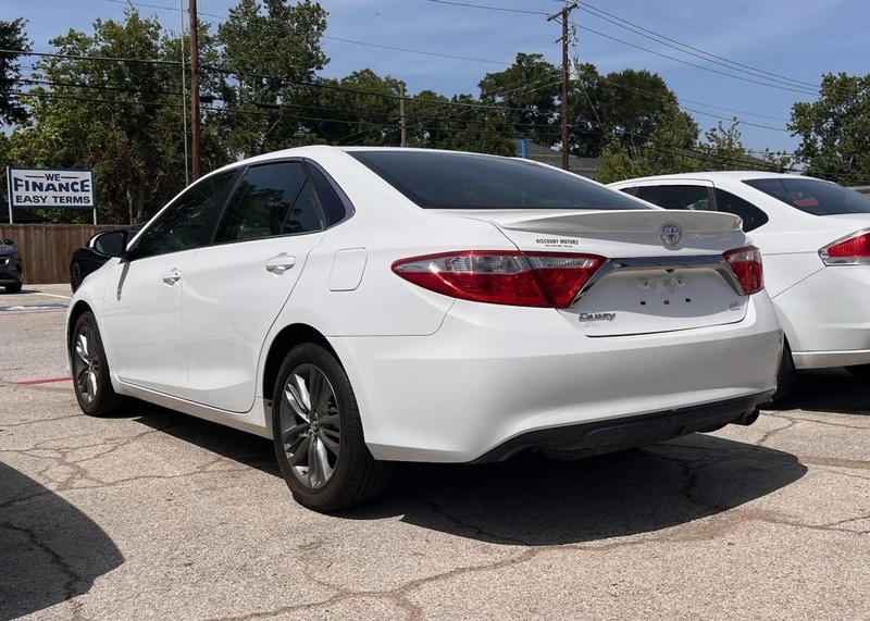 Toyota Camry Vehicle Image 07