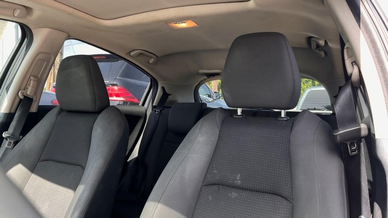 Honda HR-V Vehicle Image 06