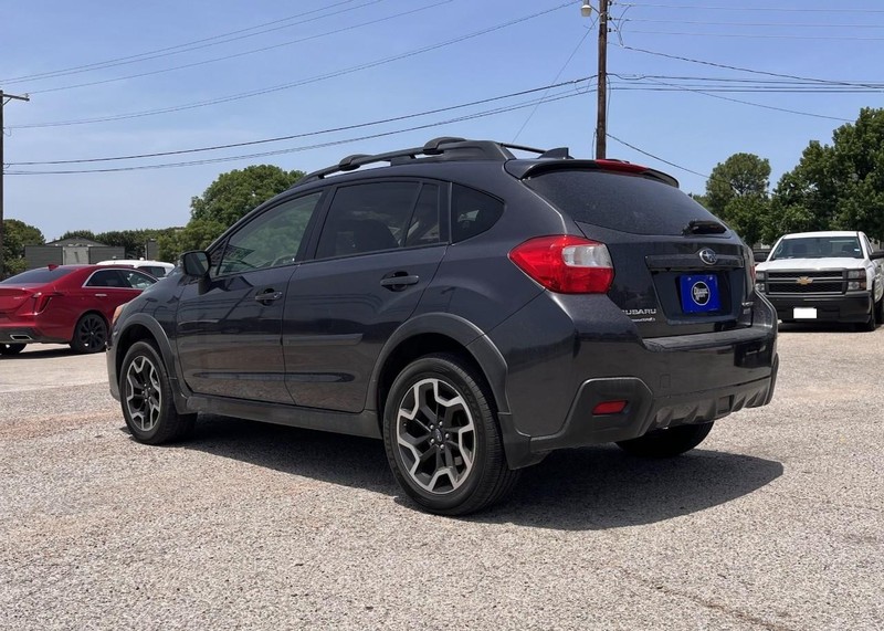 Subaru Crosstrek Vehicle Image 07