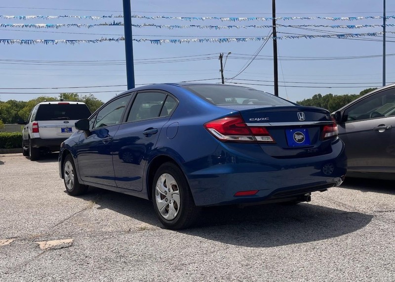 Honda Civic Sedan Vehicle Image 07
