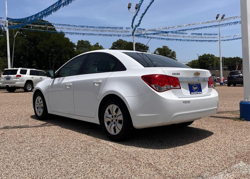 Chevrolet Cruze Vehicle Image 07