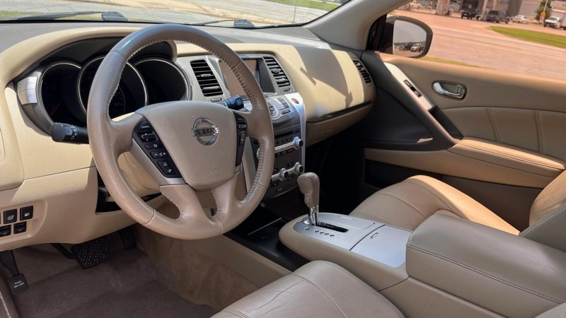 Nissan Murano Vehicle Image 05