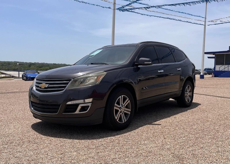 Chevrolet Traverse Vehicle Image 02