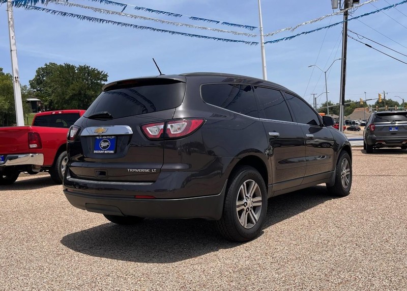 Chevrolet Traverse Vehicle Image 04