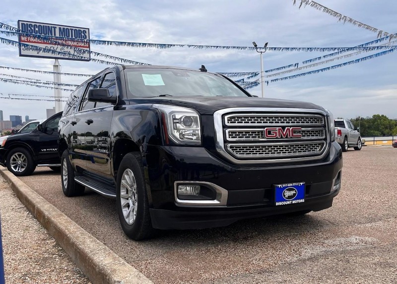 GMC Yukon XL Vehicle Image 03
