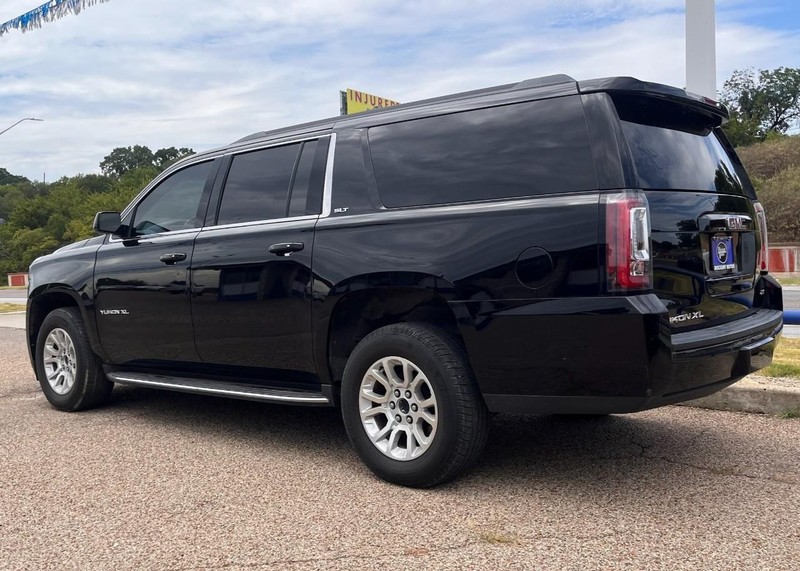 GMC Yukon XL Vehicle Image 07